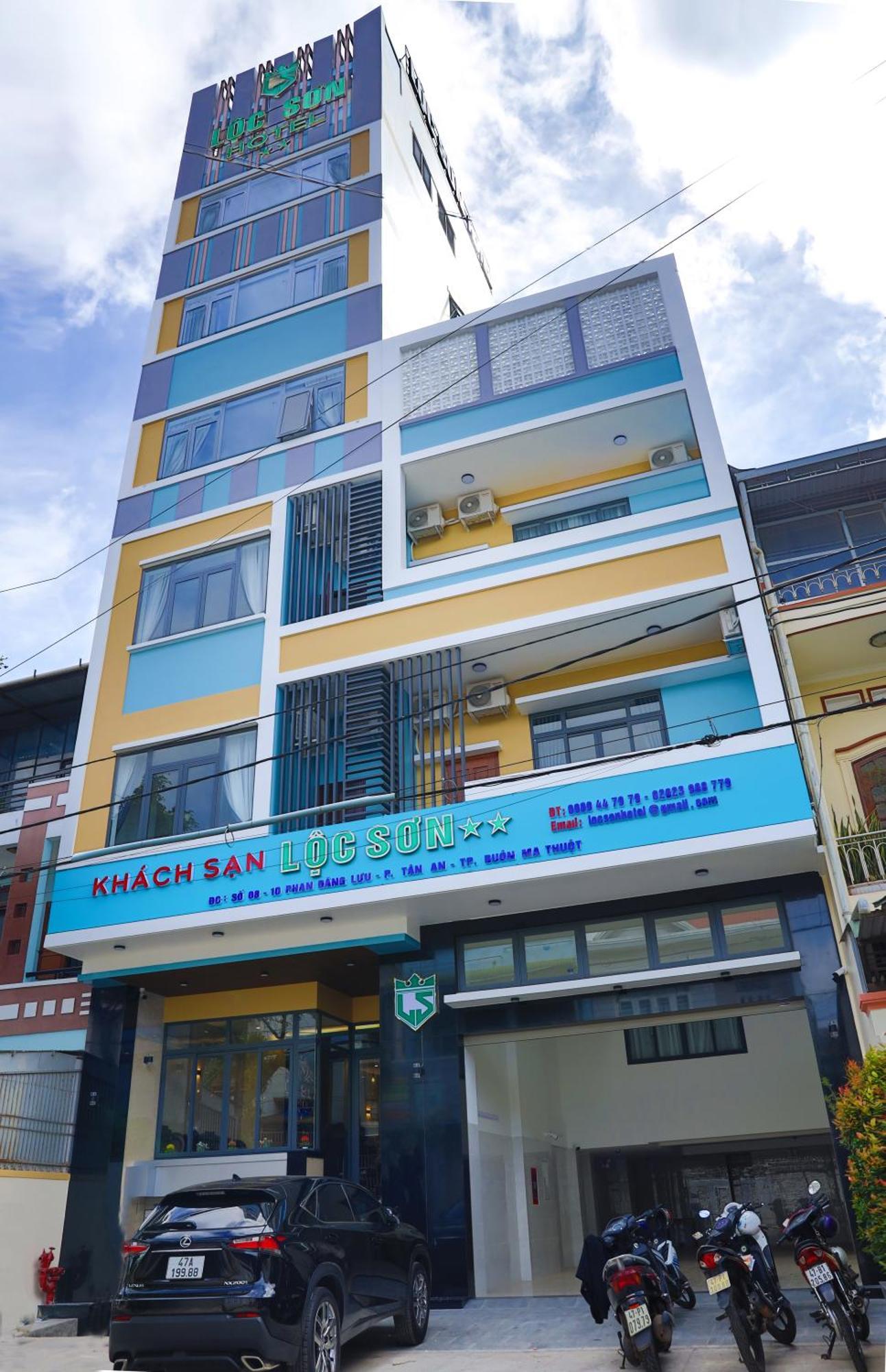 Loc Son Hotel Buon Ma Thuot Exterior photo